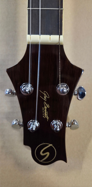 Samick UK-70B NS - ukulele barytonowe - Powystawowe