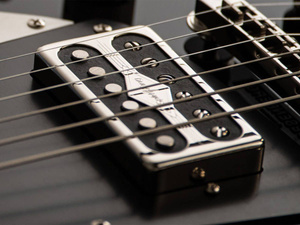 Duesenberg Falken Black Tremolo  gitara elektryczna
