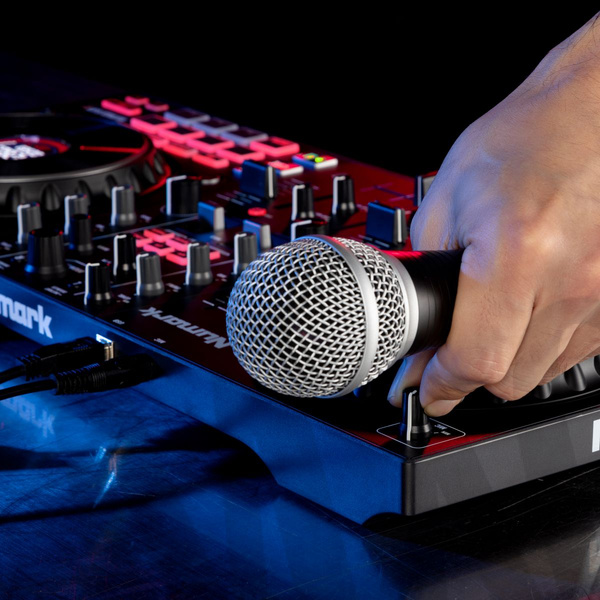 Numark Mixtrack Platinum FX 4-kanałowy kontroler DJ z wyświetlaczami