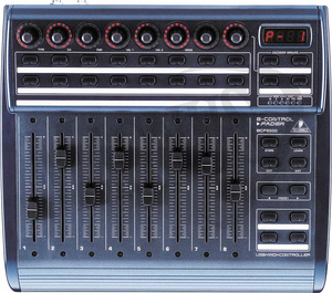 Behringer Pro B-Control Fader BCF2000 kontroler