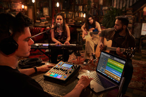 Boss Geekcaster 8 mikser audio do streamingu
