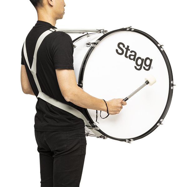Stagg  MABD-2610 - bęben marszowy 26" z nosidłem i bijakiem