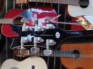 Dean HardTail Select Vibrato TGE -gitara elektryczna - ekspozycja