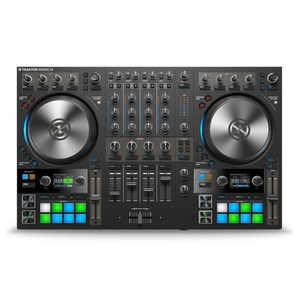 Native Instruments TRAKTOR KONTROL S4 mkIII + Traktor PRO 4