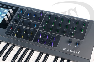 Waldorf Quantum syntezator