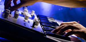 Korg Kingkorg Neo syntezator