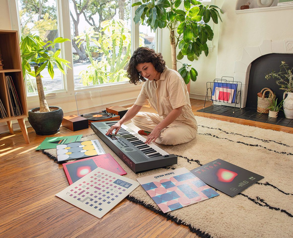 Roland GO:KEYS 5 Graphite keyboard