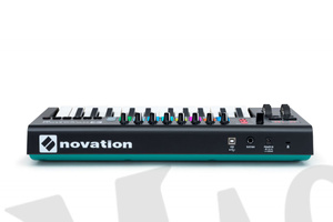 Novation Launchkey 25 mk2 klawiatura sterująca - ekspozycja