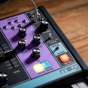 Moog Matriarch syntezator semi-modularny