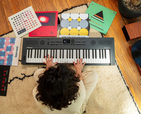 Roland GO:KEYS 5 Graphite keyboard