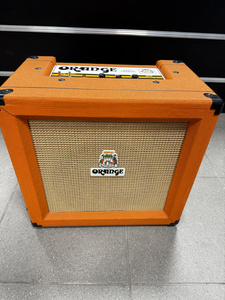 Orange Tiny Terror - ekspozycja