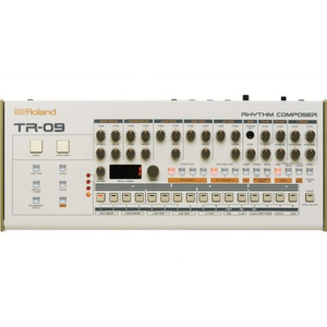 Roland TR09 syntezator