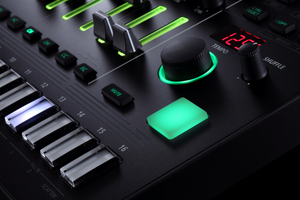 Roland TR-8S procesor wokalowy