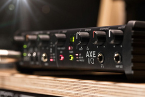 iK Multimedia Axe I/O  Gitarowy Interfejs Audio