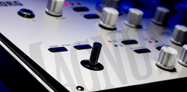 Korg Kingkorg Neo syntezator