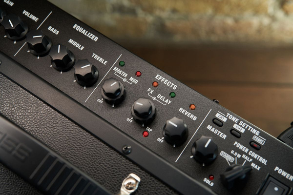 Boss Katana-50EX Gen 3 combo o mocy 50 W