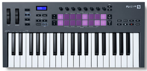 Novation FLkey 37  + Kurs miksu muzyki synthwave od Musoneo