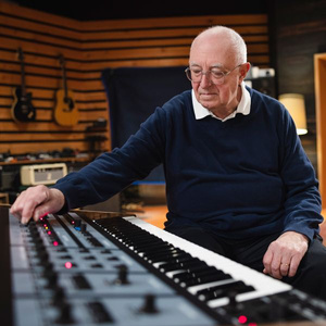Oberheim OB-X8 - analogowy syntezator polifoniczny