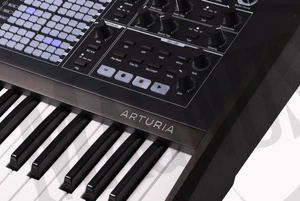 Arturia POLYBRUTE Noir 6-głosowy, analogowy syntezator