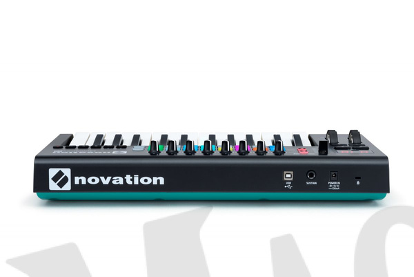 Novation Launchkey 25 mk2 klawiatura sterująca - ekspozycja