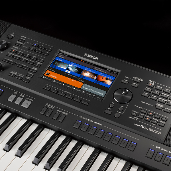 Yamaha PSR-SX900 keyboard