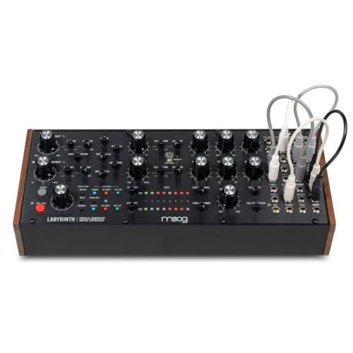 Moog Labyrinth syntezator analogowy