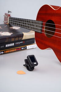 Joyo JT 09  - tuner elektroniczny