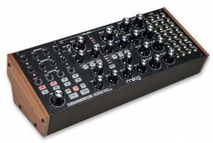 Moog Subharmonicon syntezator analogowy