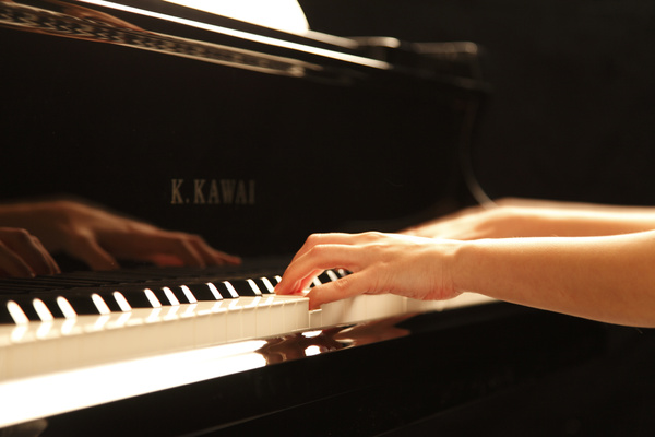 Kawai GX-6 fortepian