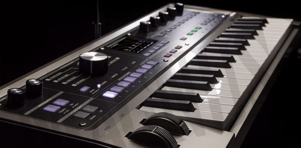 Korg microKORG 2 syntezator