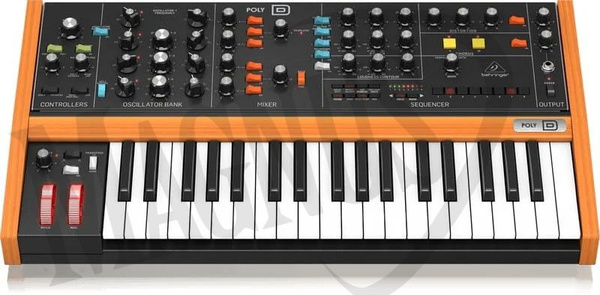 Behringer POLY D czterogłosowy syntezator analogowy