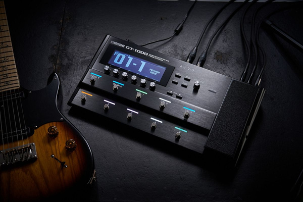 Boss GT-1000 efekt gitarowy