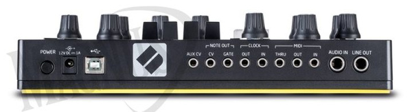 Novation Circuit Mono Station kontroler