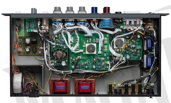 Warm Audio WA273-EQ przedwzmacniacz mikrofonowy