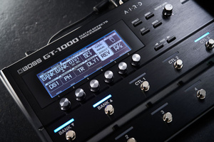 Boss GT-1000 efekt gitarowy
