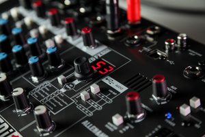 Allen&amp;Heath ZEDi10 FX mikser analogowy