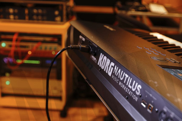 Korg Nautilus-88-AT stacja robocza z funkcją aftertouch