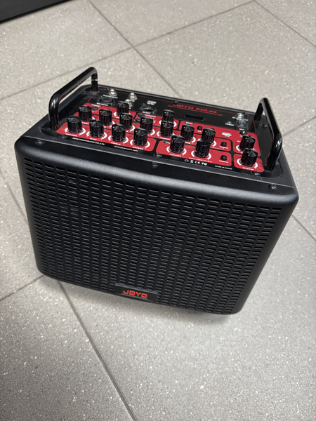 Joyo BSK-40  combo akustyczne 40W - ekspozycja