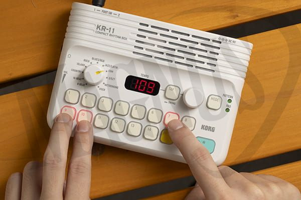 Korg KR-11 maszyna perkusyjna