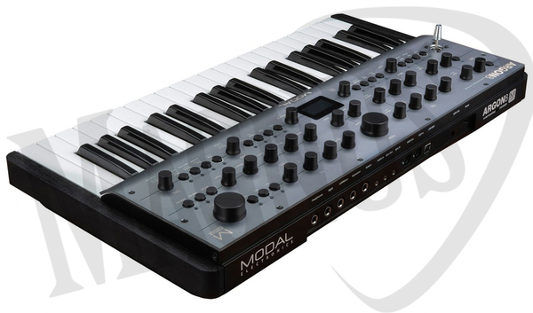 Modal Argon8 syntezator analogowy