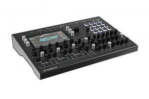 Waldorf  Iridium  syntezator