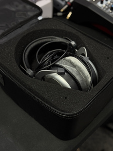 Beyerdynamic DT880 Pro - słuchawki dynamiczne, otwarte, 250 Ohm - tylko otwarty
