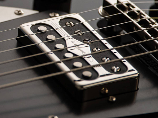 Duesenberg Falken Black Tremolo  gitara elektryczna