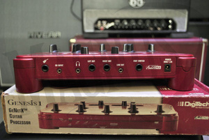 Digitech Genesis I - procesor gitarowy - ekspozycja