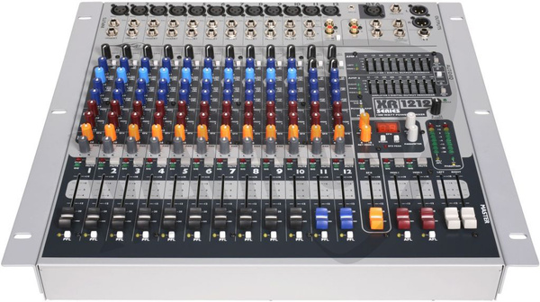 Peavey XR1212 - 2x600W powermikser