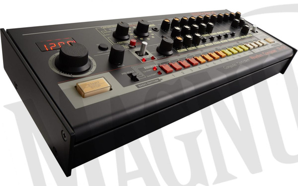Roland TR-8