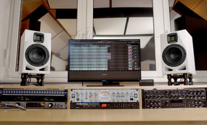 Adam Audio A7V Arctic White aktywny monitor studyjny