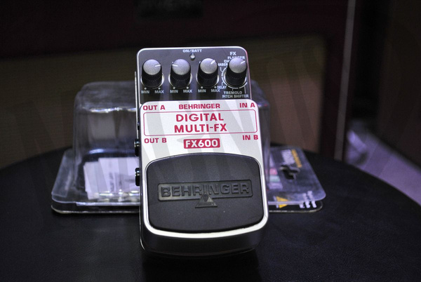 Behringer FX-600 - Digital Multi-FX efekt gitarowy