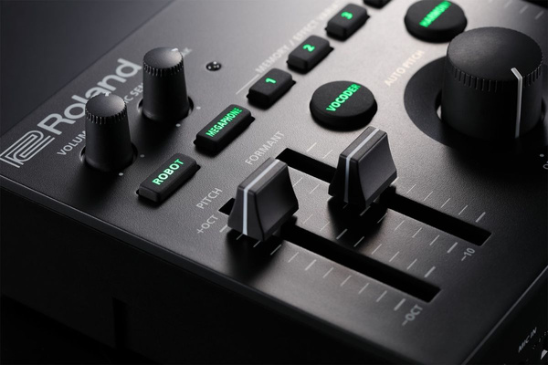 Roland VT-4 procesor wokalowy
