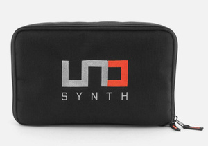 iK Multimedia Uno Synth syntezator